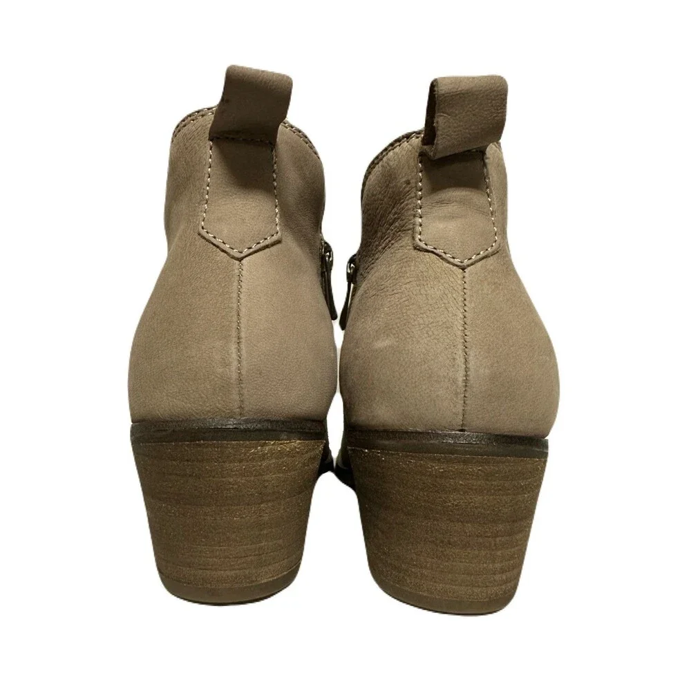 New earth Womens Size 7.5 Marisole Block Heel Casual Taupe Leather Booties